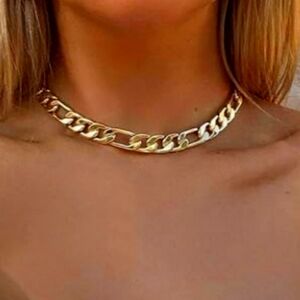 18k Gold Figaro Choker Chain Nwcklace NWT
